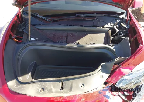 2024 Tesla Model Y Long Range Dual Motor All-Wheel Drive из США, поврежденный, VIN 7SAYGDEE6RF064717